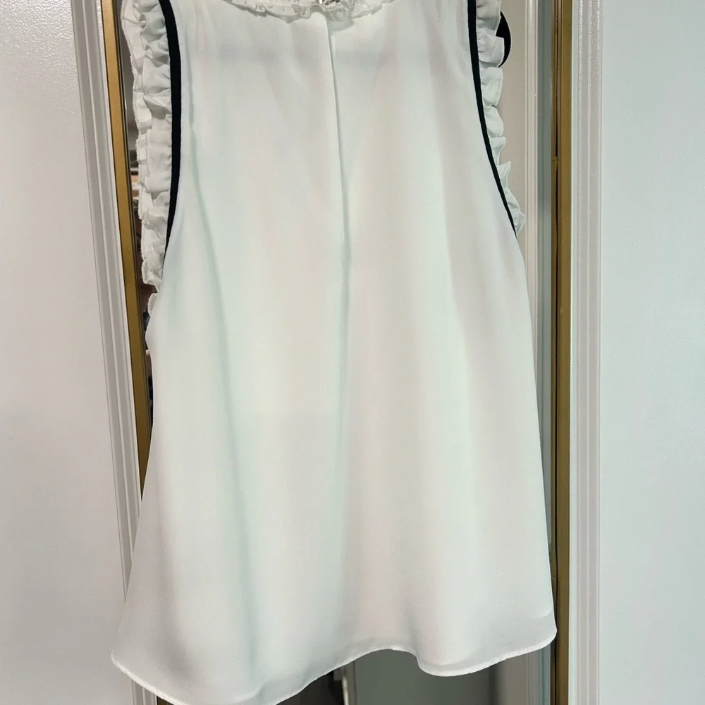 Zara White Ruffled Blouse - Picture 2 of 3